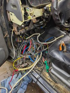 0-02-05-9d10a982ea50e14a34041b2ab25eb4acf7d4fa7b7522121e732b588f59dd98b1_40307563f4f370f3